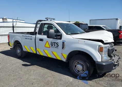 2020 Ford F250 Super Duty из США, поврежденный, VIN 1FTBF2A63LED50221